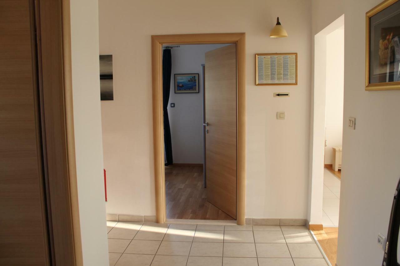 Apartmán Apartman Nives Trogir Exteriér fotografie